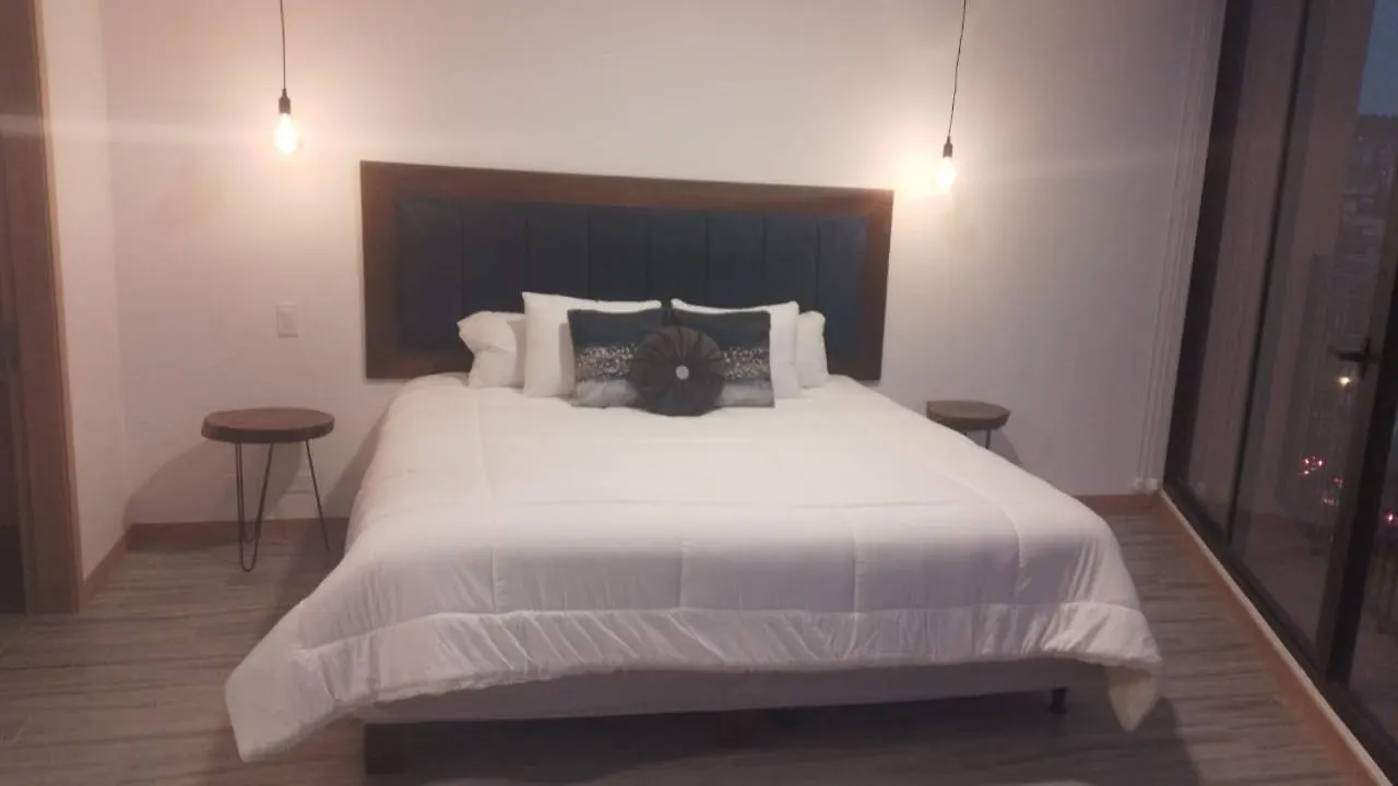 Epiq 706, Espectacular Apartamento Frente Al Parque Quito 0*,  Ecuador
